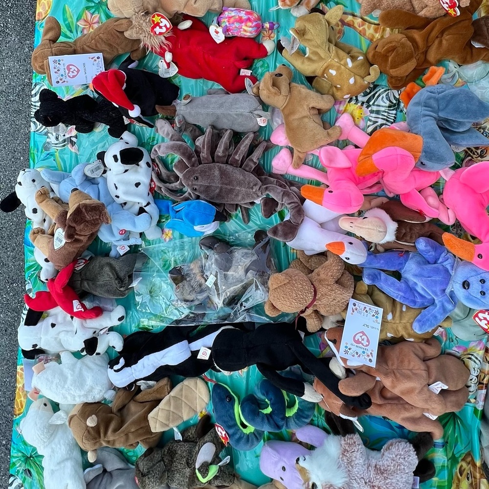 Over 110 BEANIE BABIES JULY 31st, 7 PM E S T please come and bid - Picture 7 of 13